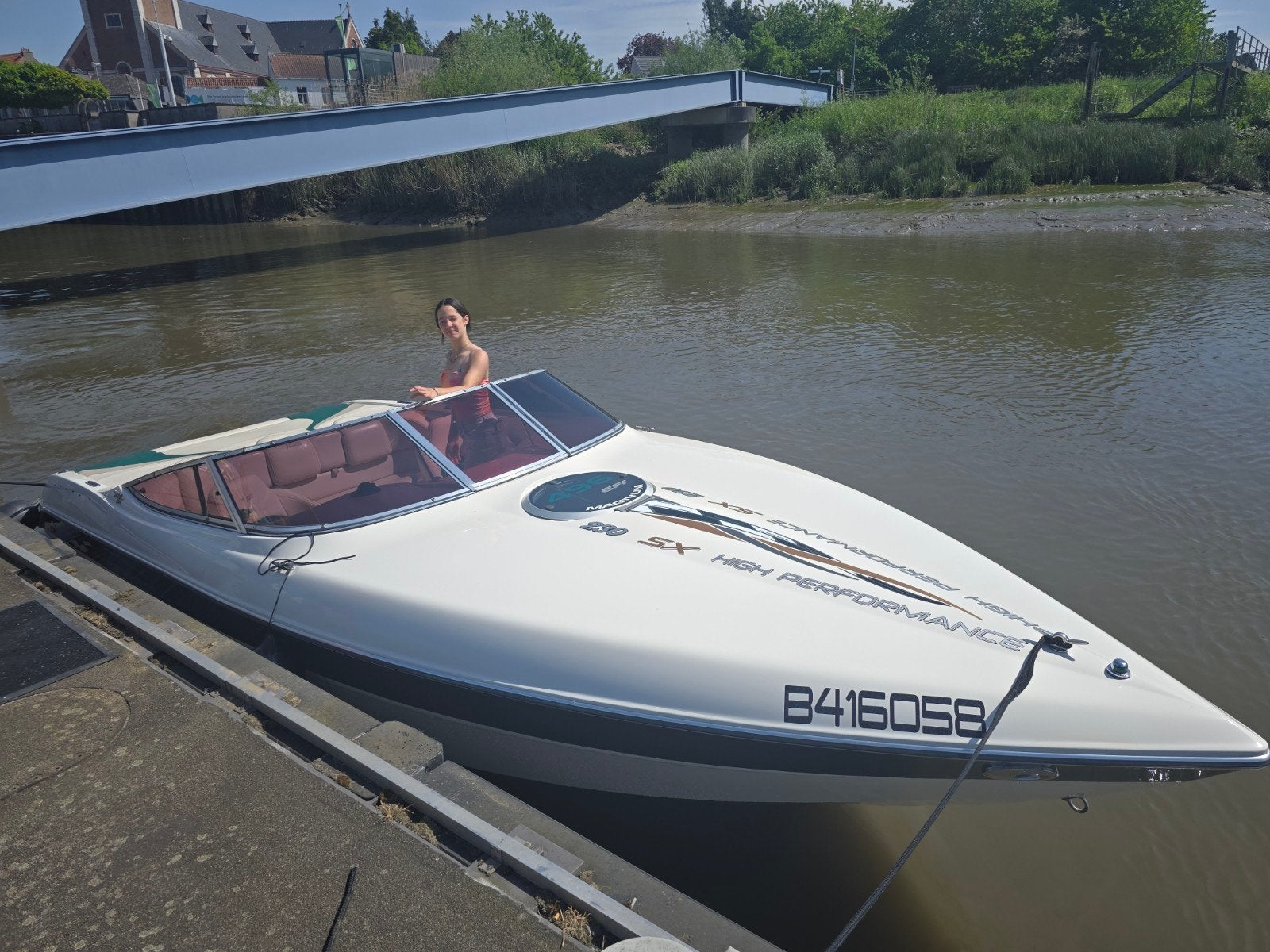 Knappe stingray 230 sx met boottrailer!, Watersport en Boten, Speedboten, Ophalen