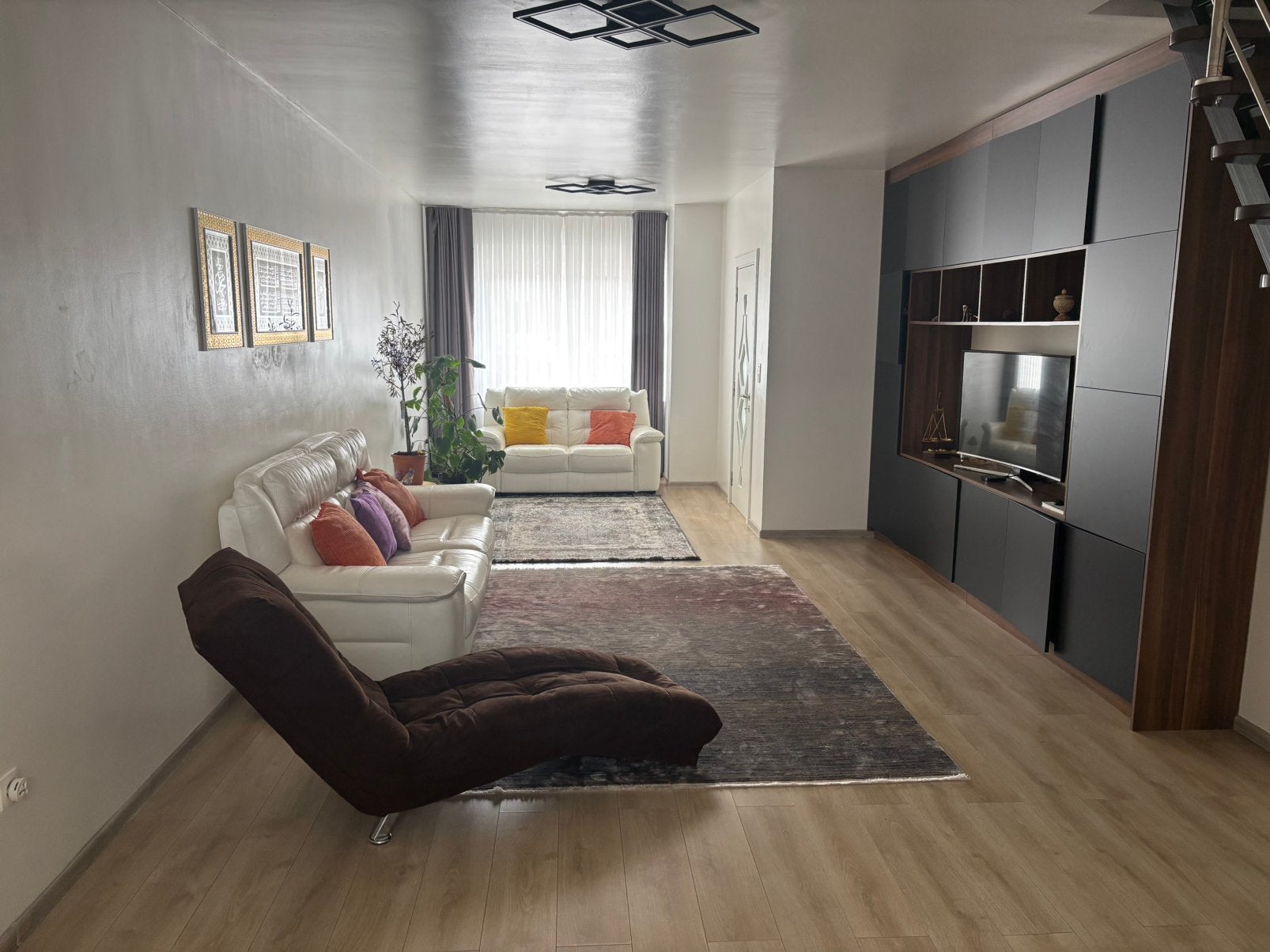 Nieuw  Huis, Tussenwoning, 3 kamers