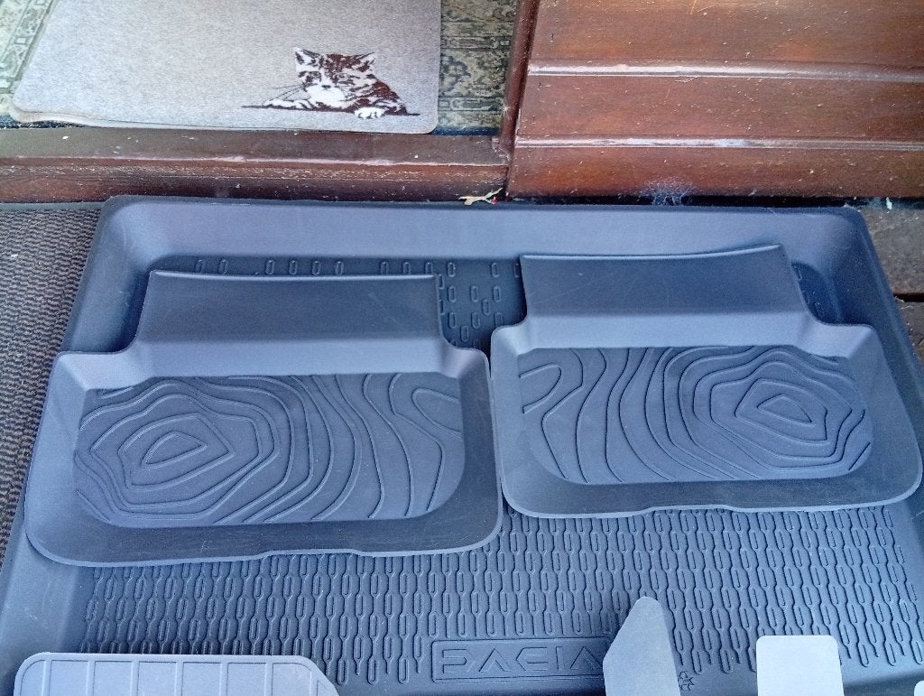 Tapis voiture, Enlèvement, Neuf