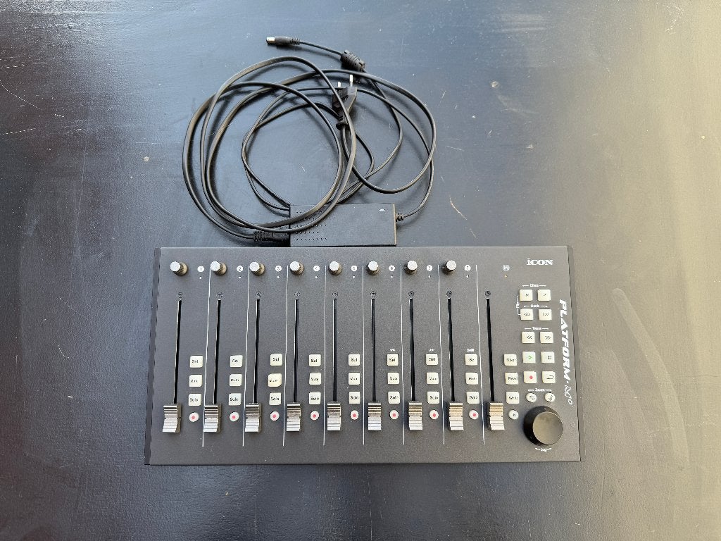 iCon Platform M+ – DAW Controller (Gemotoriseerde faders), Muziek en Instrumenten, Midi-apparatuur, Ophalen, Gebruikt