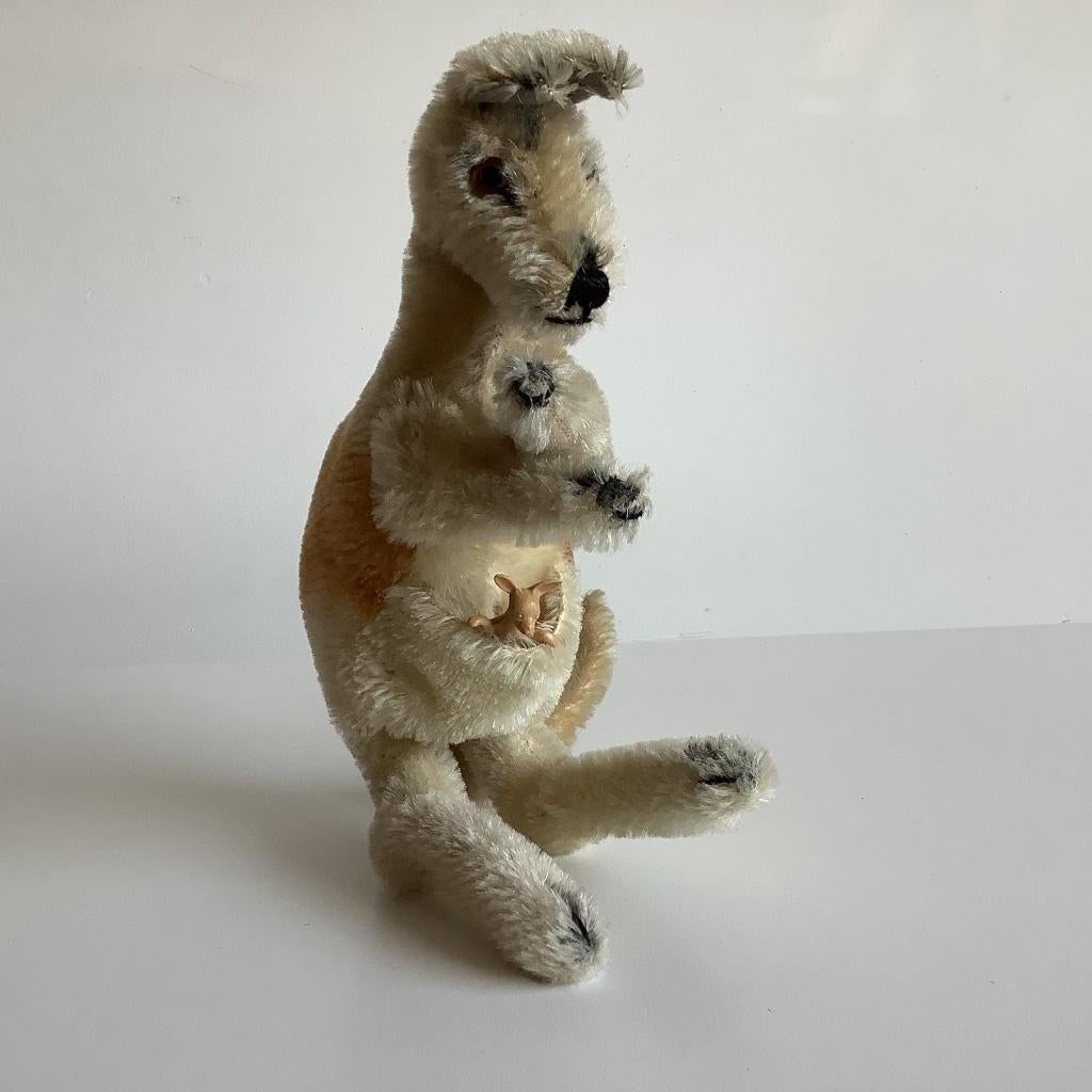Kangourou Steiff vintage avec ourson, Collections, Ours & Peluches, Comme neuf, Autres types, Steiff, Enlèvement ou Envoi