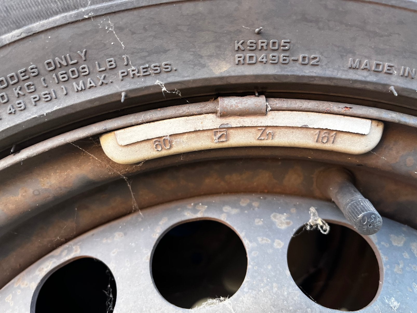 4 winterbanden op stalen velgen – 215/55 R16, Auto-onderdelen, Ophalen, Gebruikt, Winterbanden, Band(en)
