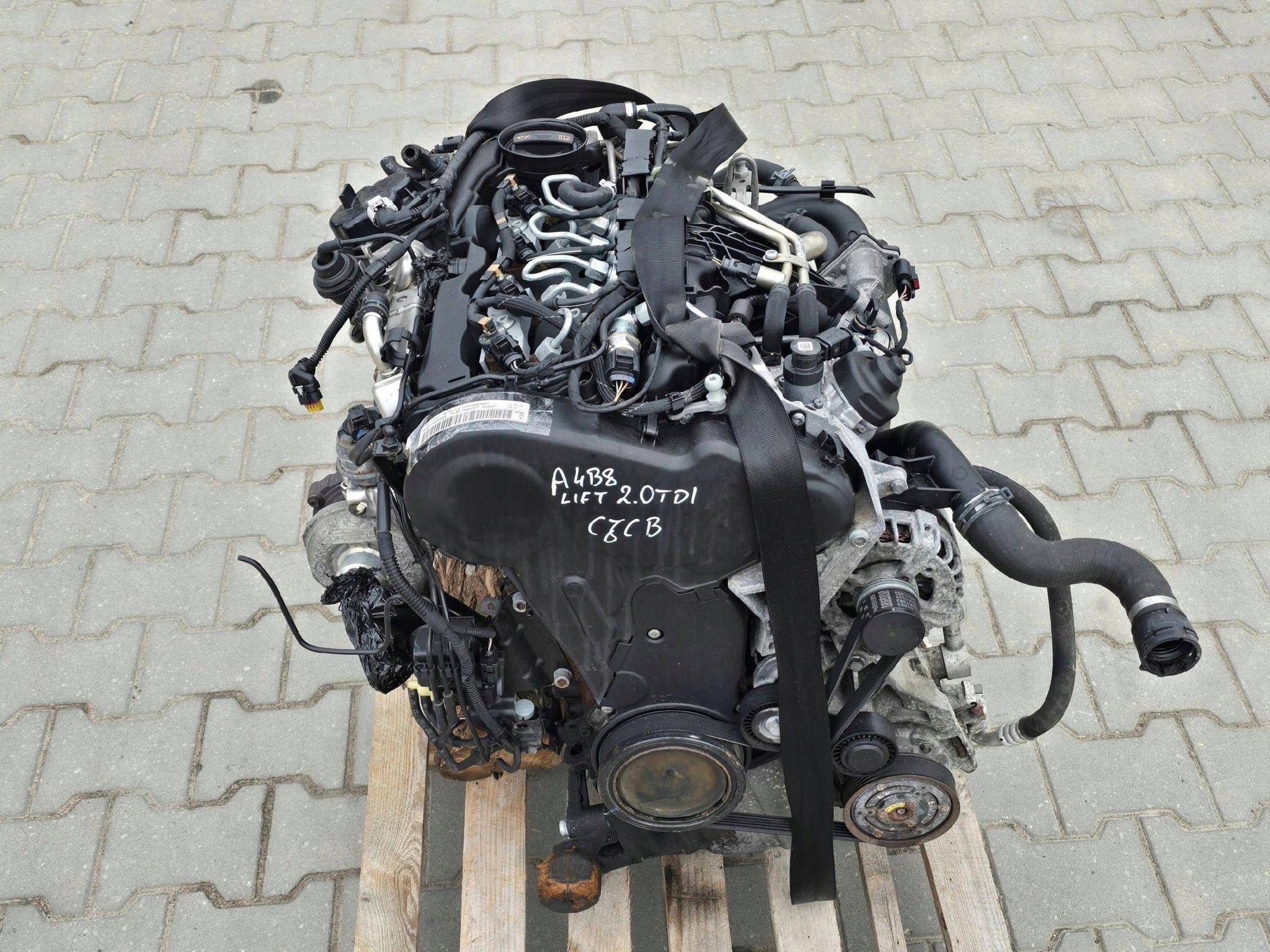 Moteur CJCC Complet EXEO AUDI A4 SEAT
