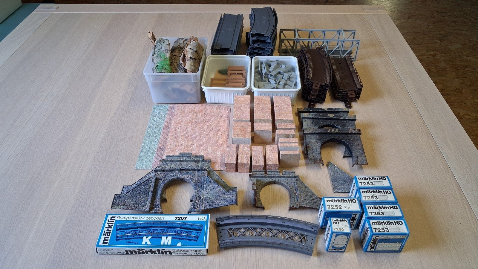 Jouef, Faller, Märklin, modelbouw, HO, Ophalen, Zo goed als nieuw, Brug, Tunnel of Gebouw