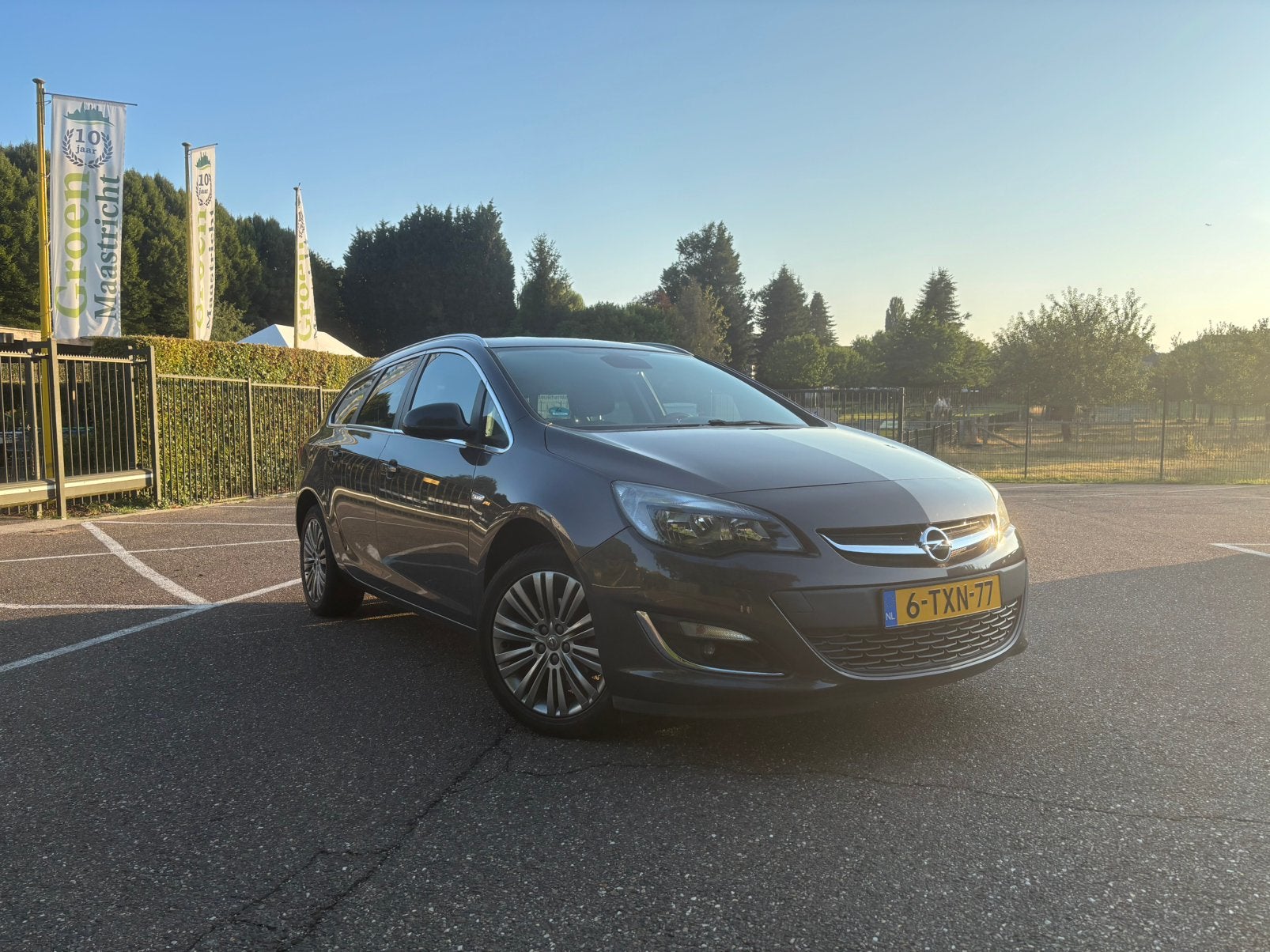 Opel Astra Sports Tourer 2014, Cuir, Argent ou Gris, Achat, Ordinateur de bord