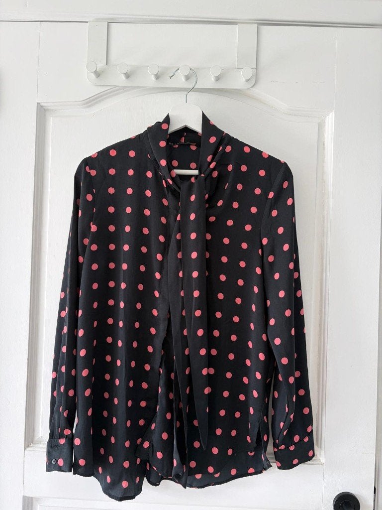 Chemise Zara taille M à pois, Vêtements | Femmes, Taille 38/40 (M), Enlèvement ou Envoi, Zara, Comme neuf