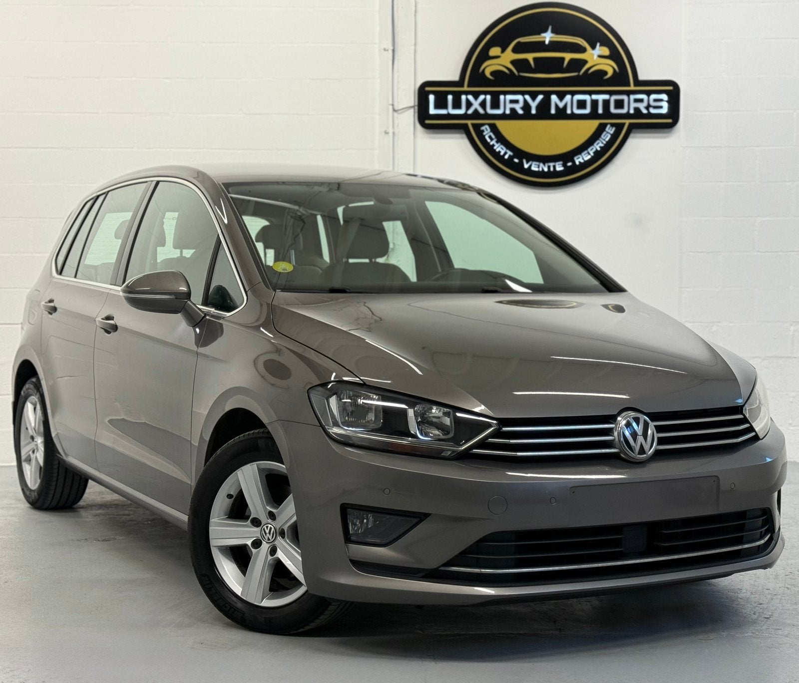 VW GOLF SPORTSVAN 1.6TDI HIGHLINE 1ER PROPRIO EURO 6B CT OK, Autos, Argent ou Gris, Entreprise, Alcantara, Automatique