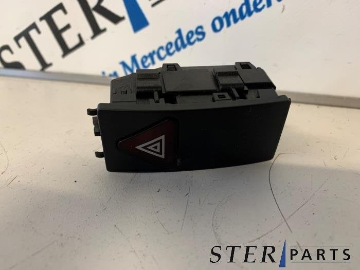 Paniekverlichtings Schakelaar van een Mercedes E-Klasse, Gebruikt, -, Ophalen of Verzenden, -