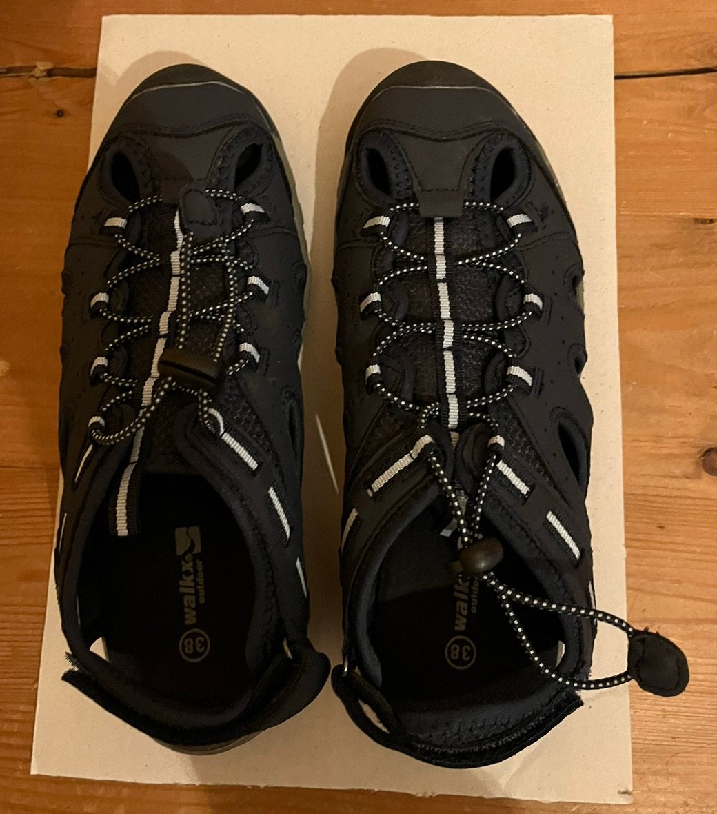 sandalen klittenband en treksluiting, Ophalen, Zo goed als nieuw