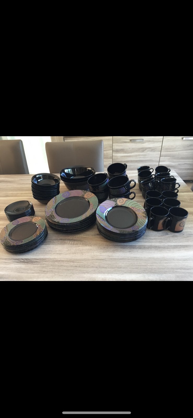 Servies zwart, Ophalen, Bord(en)