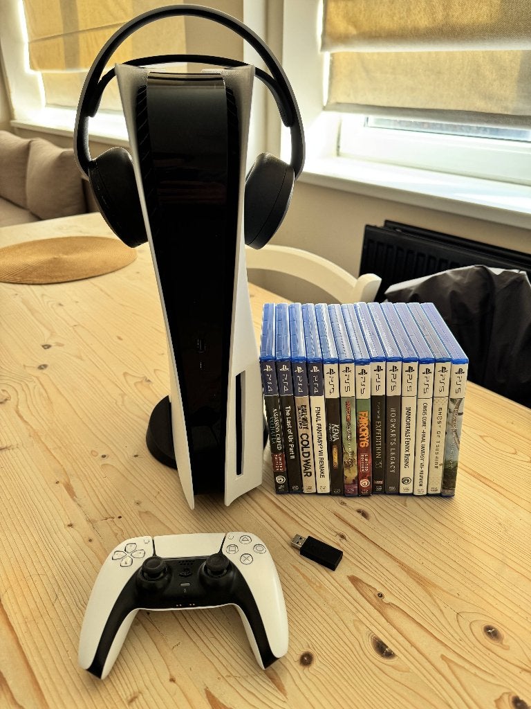 PS5 Fat lecteur + 1 manette + Pulse 3D + 13 jeux — 700 €, Consoles de jeu & Jeux vidéo, Enlèvement, Utilisé, Playstation 5