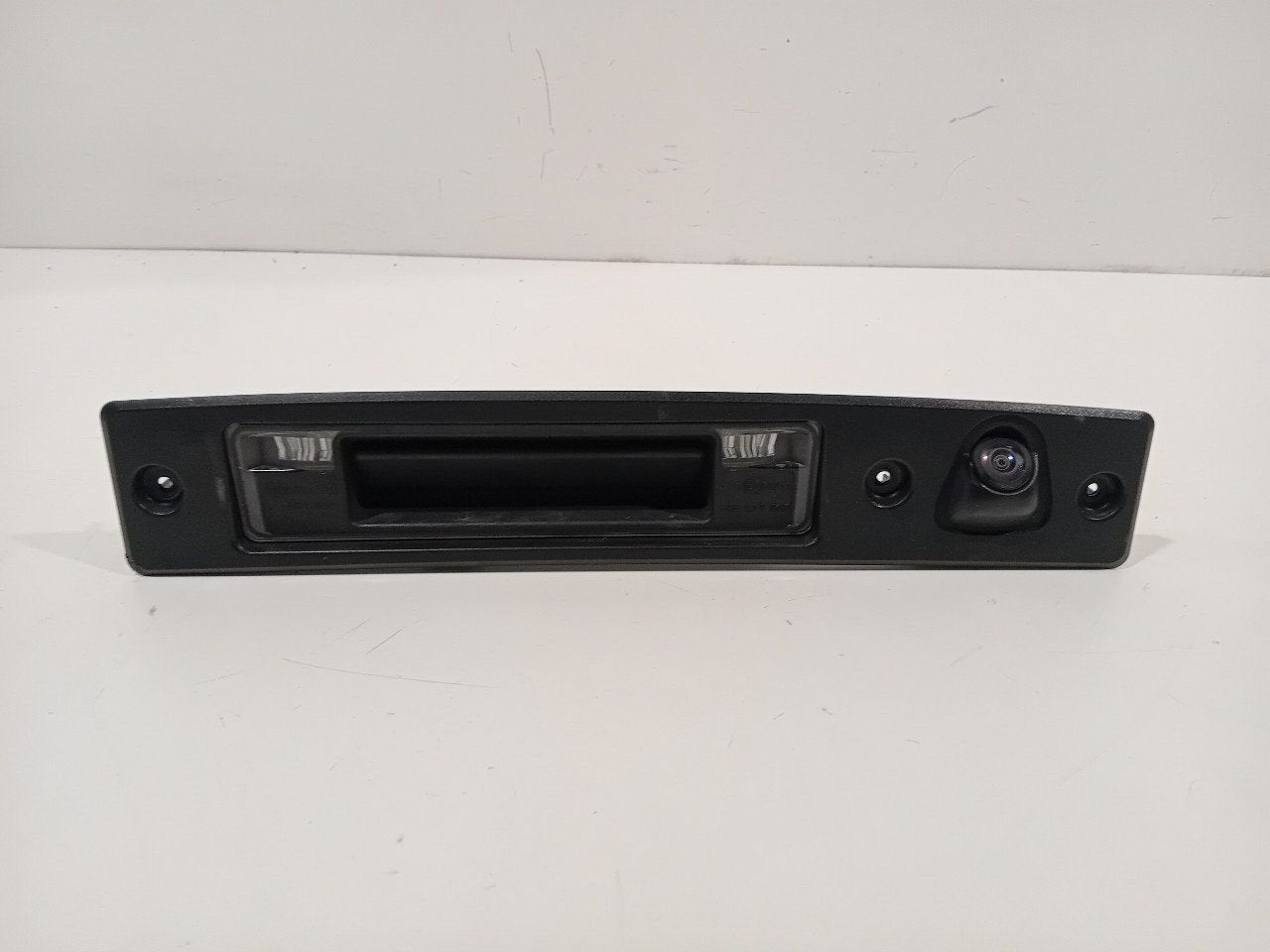 Handgreep achterklep Volvo S60, Auto-onderdelen, Onderdelen@venauto.nl, Van der Ven Autorecycling B.V., Gebruikt, Ettenseweg 76, 4706 PB Roosendaal, The Netherlands