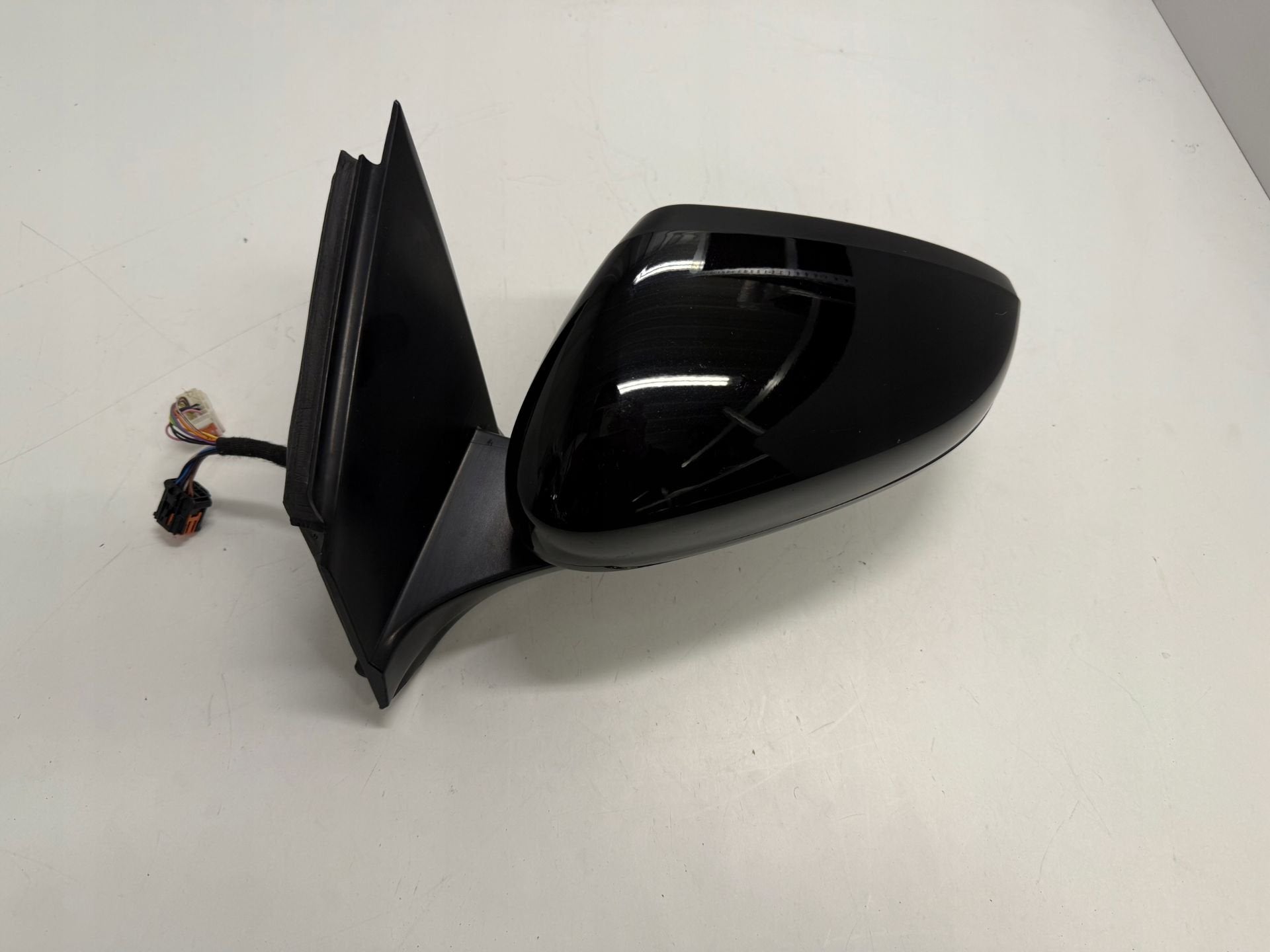 Pi ces d tach es pour Peugeot 3008 II et 5008 II ( gauche), Taurusavenue 1
2132 LS  Hoofddorp, NL, Contact.group@renault.com, Stellantis N.V.