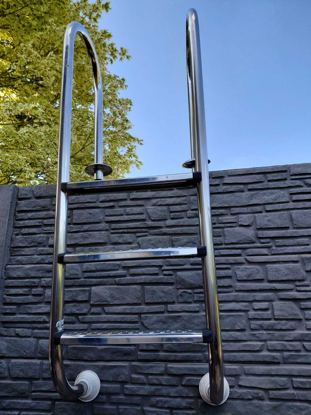Instap trapje voor zwembad, Ophalen, Ladder