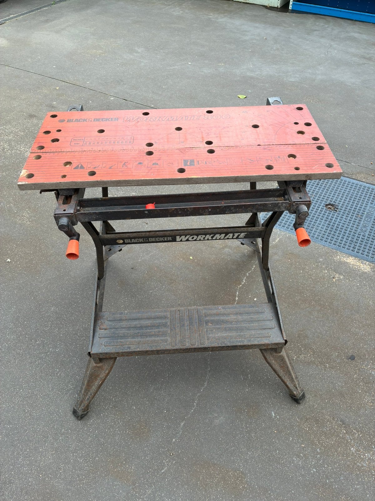 Établi Black & Decker, Bricolage & Construction, Enlèvement, Utilisé