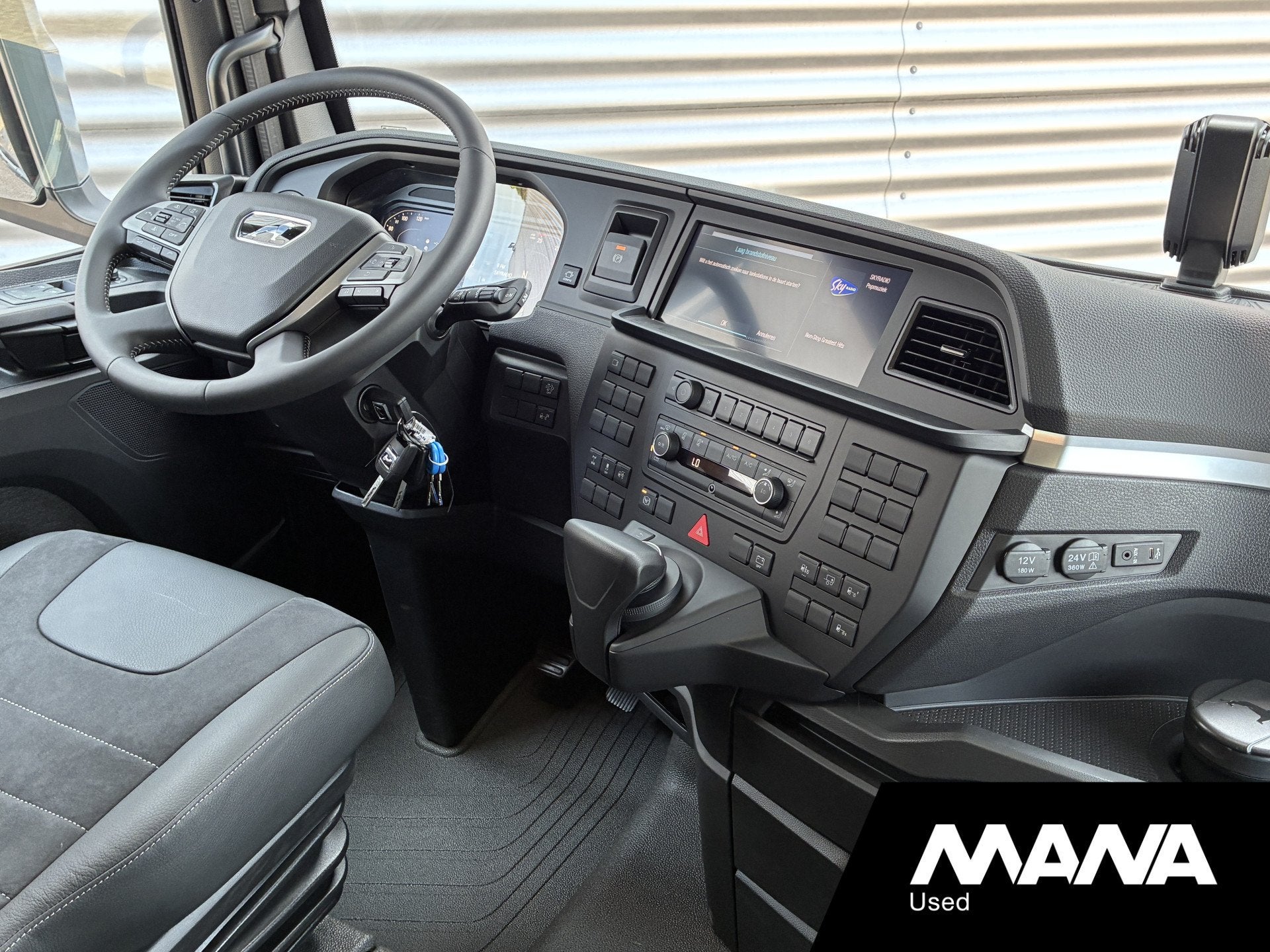 MAN TGX 18.520 GX 4X2 LL SA D30 PTO PowerLion Retarder Stand, Electronic Stability Program (ESP), Argent ou Gris, Achat, Entreprise
