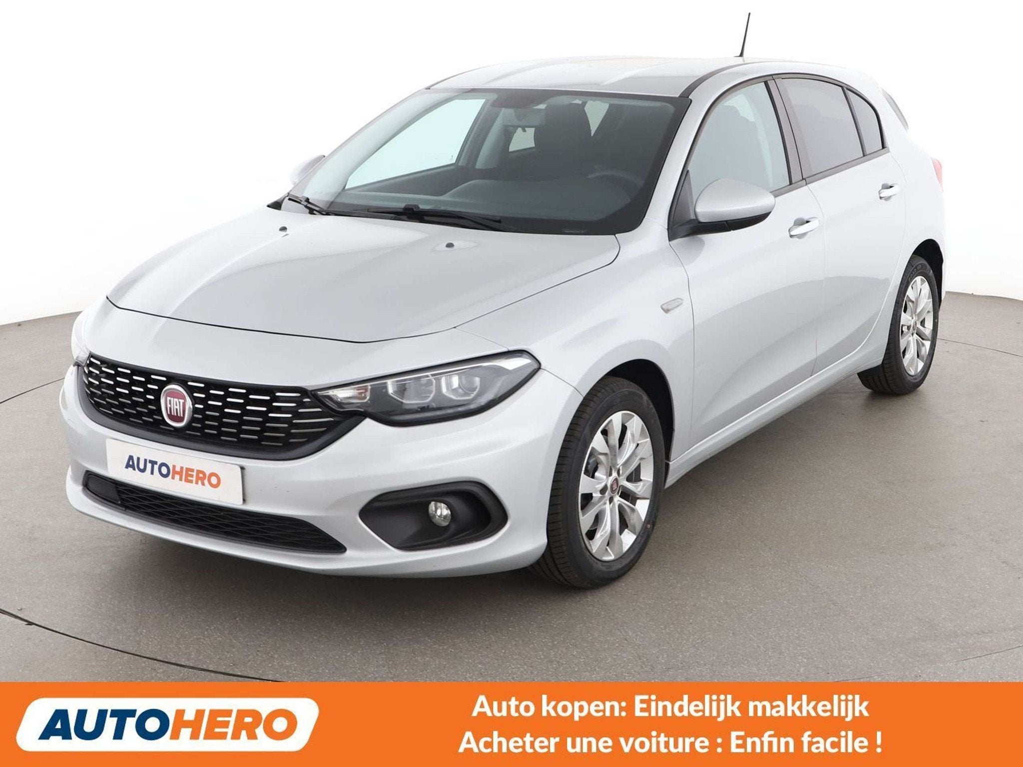 Fiat Tipo 1.4 Turbo Easy (année de construction 2018), Autos, Fiat, Argent ou Gris, Achat, 139 g/km, 1350 kg