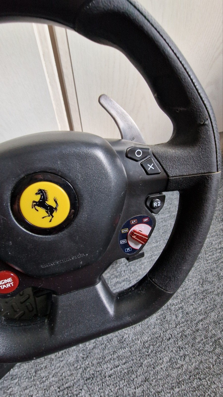 Volant Thrustmaster Ferrari pour PC, PS4, PS5, Ophalen