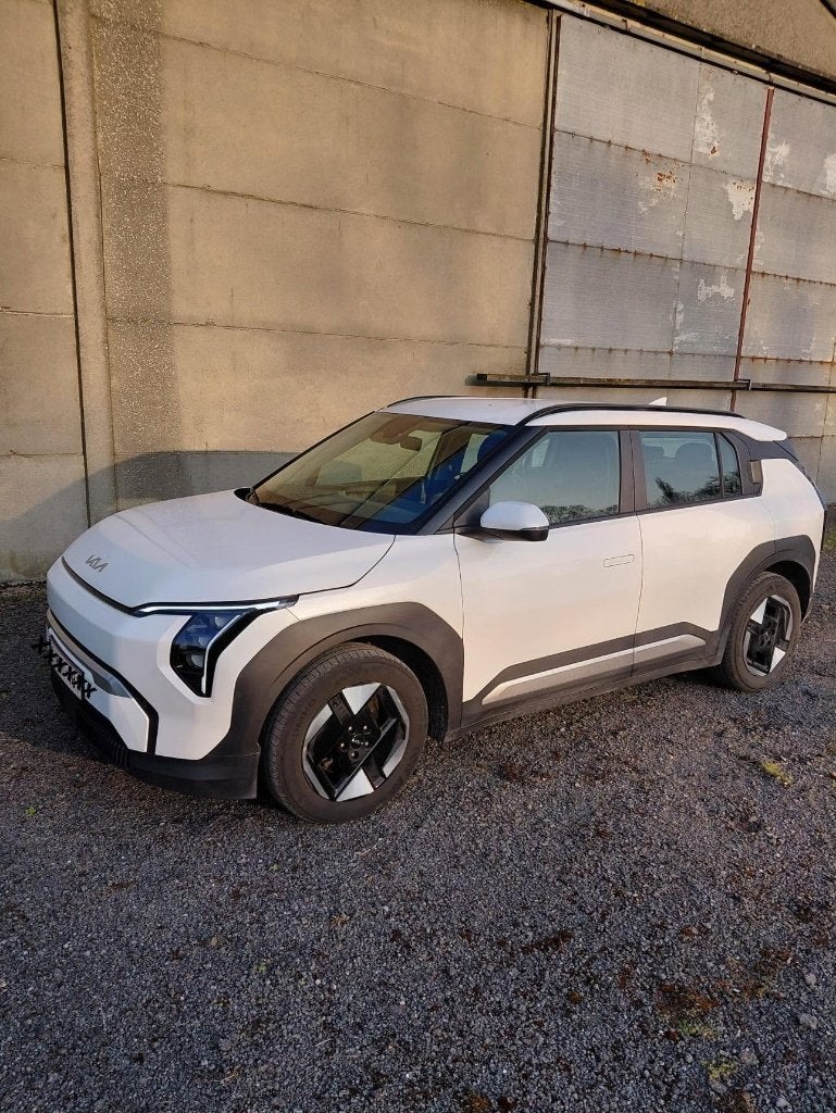 OVERNAME LEASING - Kia EV3 81,4 kWh elektrisch - €588/maand, Auto's, EV3, Euro 6, Wit, 5 zetels