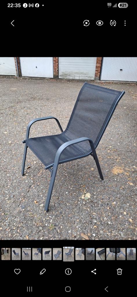 Tuinstoelen stapelbaar  4 of 6 stuks heb ik nog 15 euro stuk, Ophalen, Stapelbaar