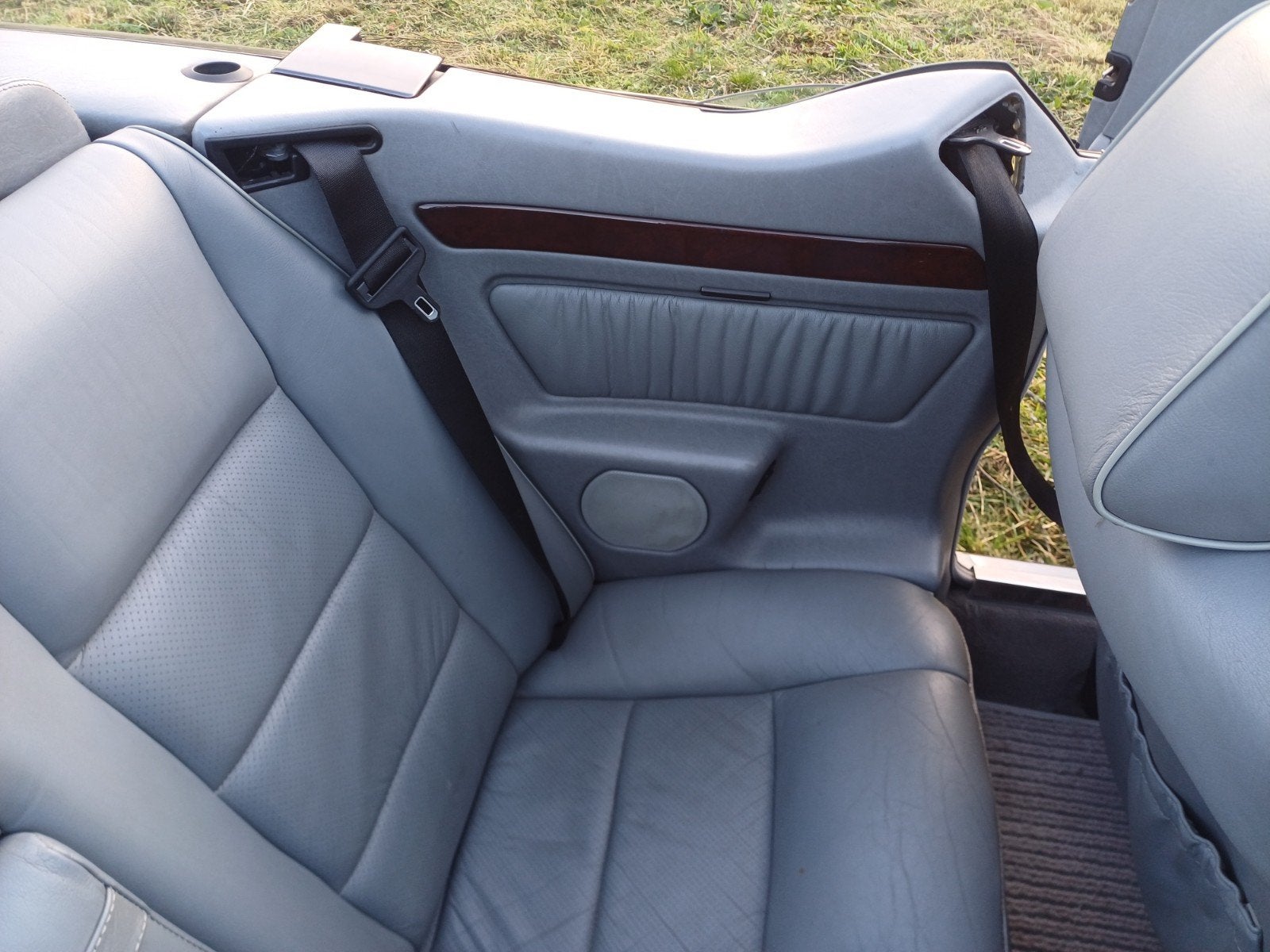 Mercedes e220 cabrio A124 in topstaat, foto 11