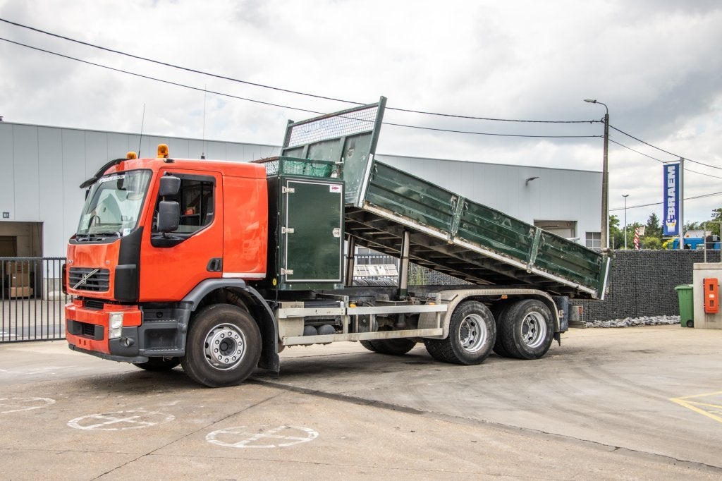 Volvo FE 300 - 172 890 KM, Rouge, Euro 5, Achat, Entreprise
