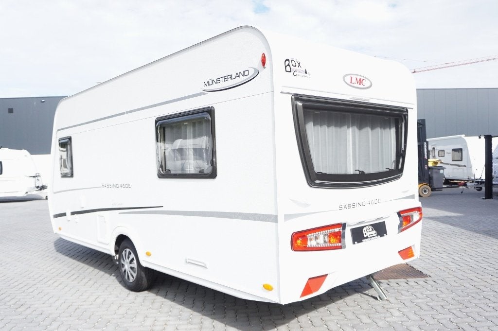 Belle LMC pour 4 pers.avec déménageur, petit te, MTM 1360 kg, Entreprise, 2 lits séparés, Jusqu'à 4, Mover