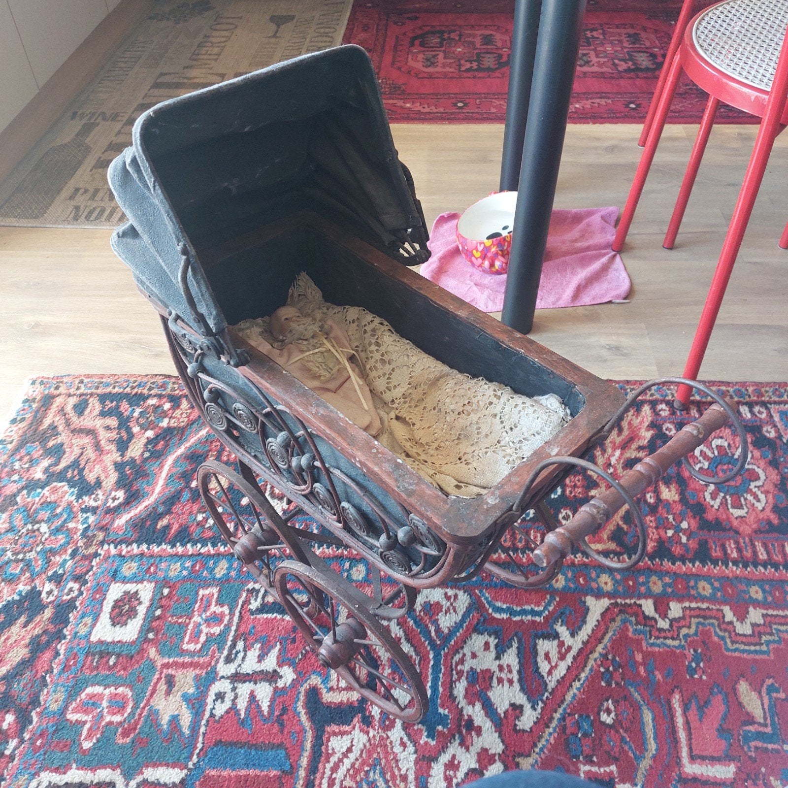 Kleine poppen wagen, Antiek en Kunst, Ophalen