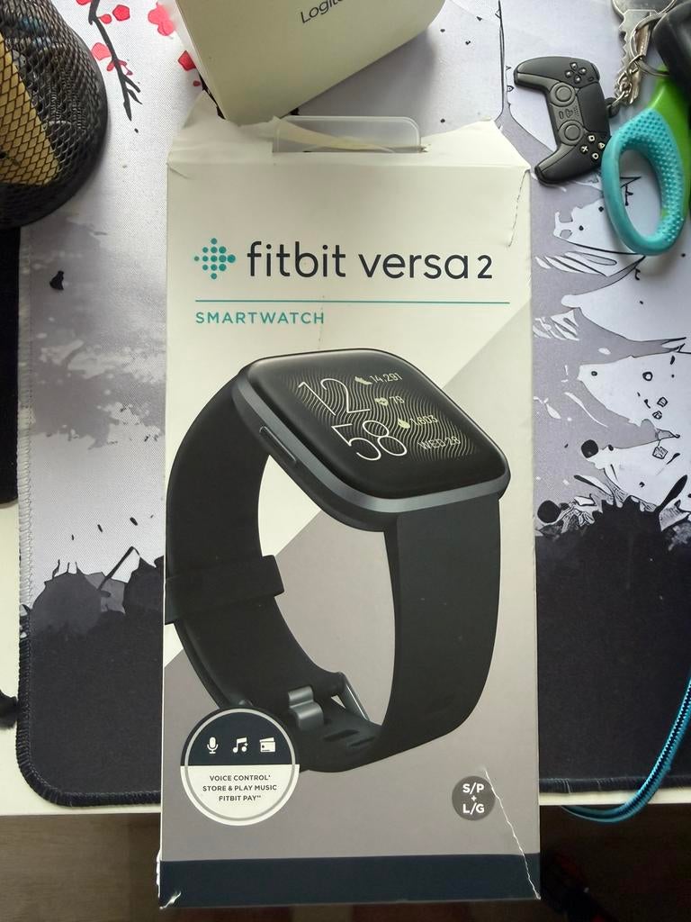 Fitbit Versa 2 smartwatch + oplader, Ophalen, Zo goed als nieuw, Overige merken, Waterdicht