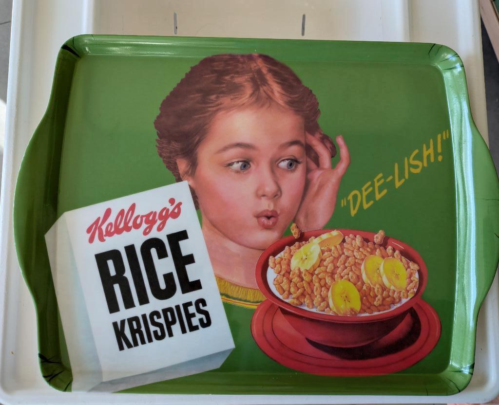 Kellogg's dienblad groen met print, Enlèvement, Utilisé