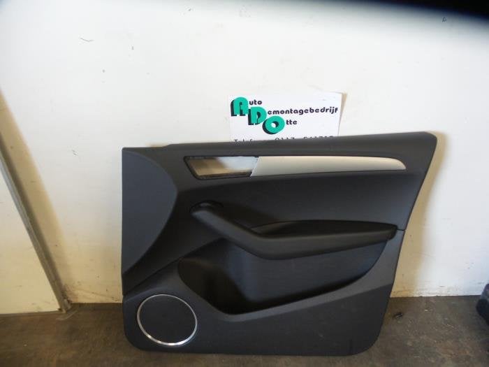 Revêtement portière 4portes avant droite d'un Audi Q5 (Q5, -, Utilisé, -, -