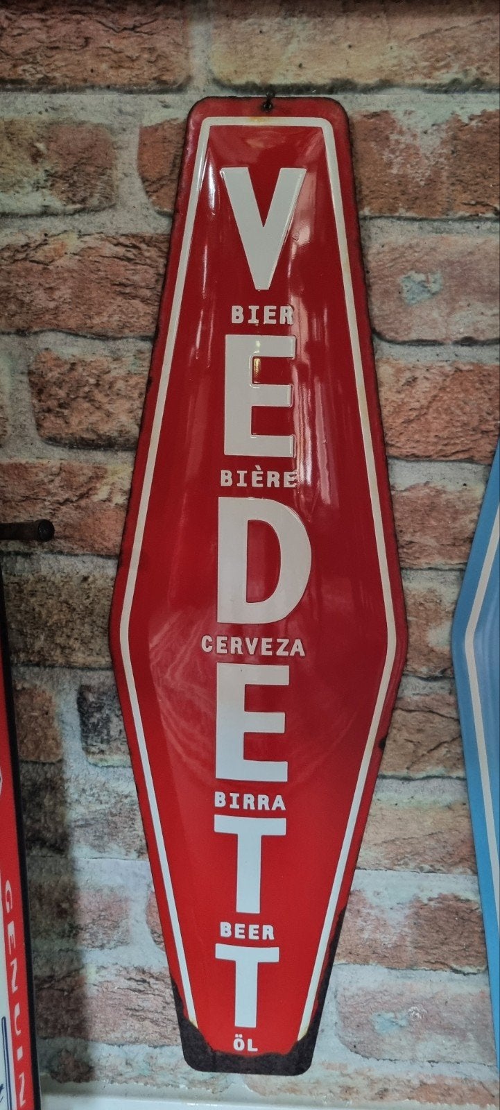 Panneau publicitaire Vedett Beer Brewery Mancave Bar, Collections, Enlèvement ou Envoi, Utilisé, Panneau publicitaire
