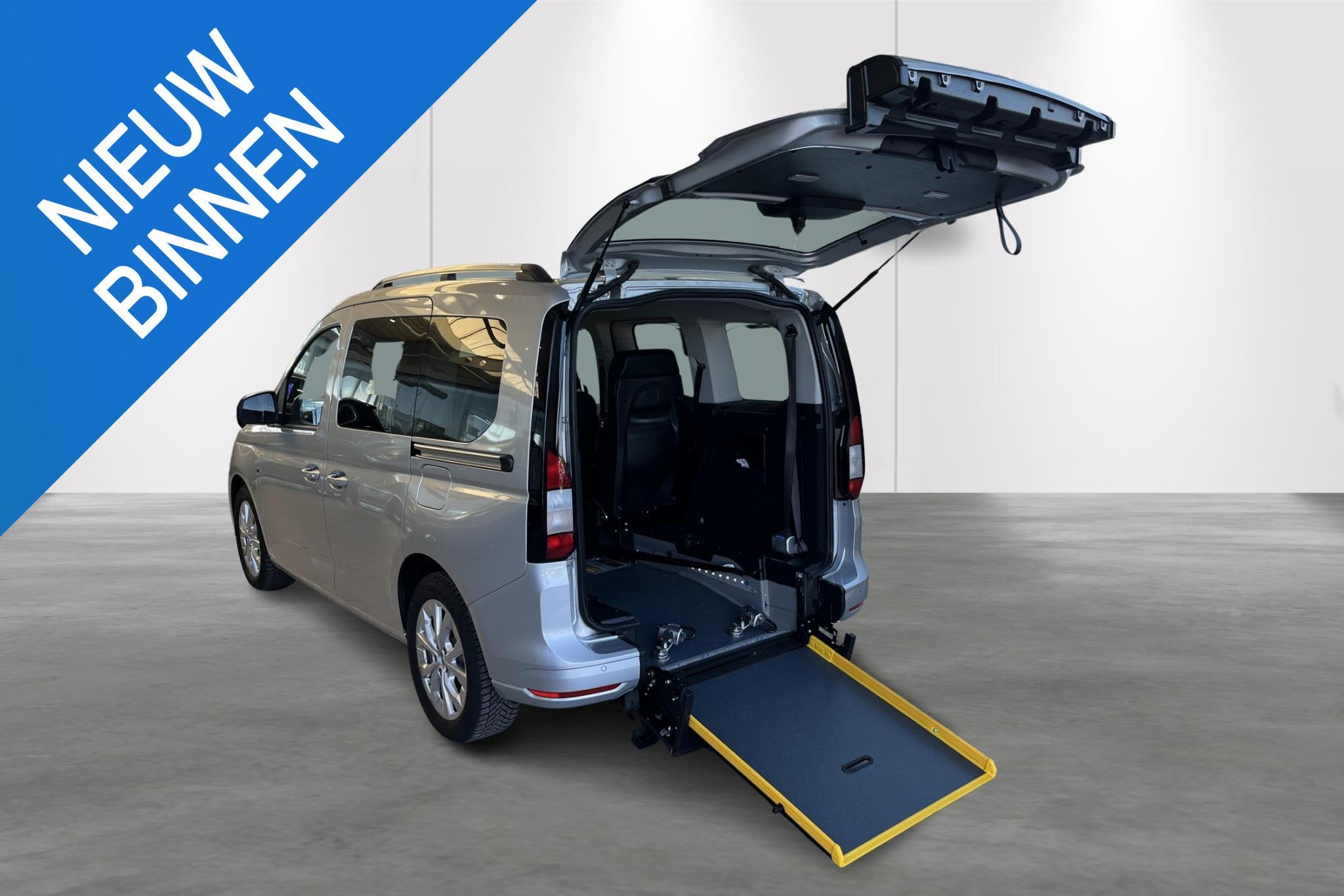 Ford Tourneo Connect 1.5 EcoBoost 85kW Titanium Aut., Autos, Neuf, Achat, Entreprise, 116 ch