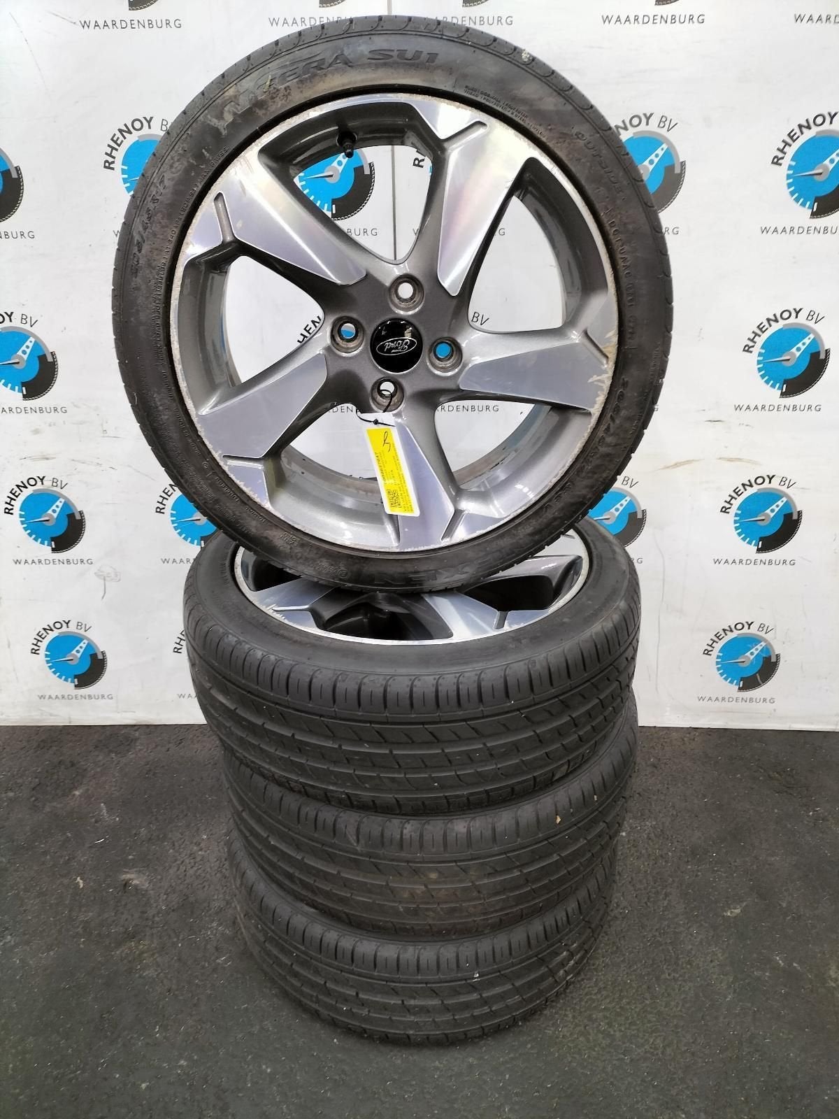 Ford fiesta 2019 205/45 17  J1BC-1007-B1A, Auto-onderdelen, Gebruikt, -, -, Banden en Velgen
