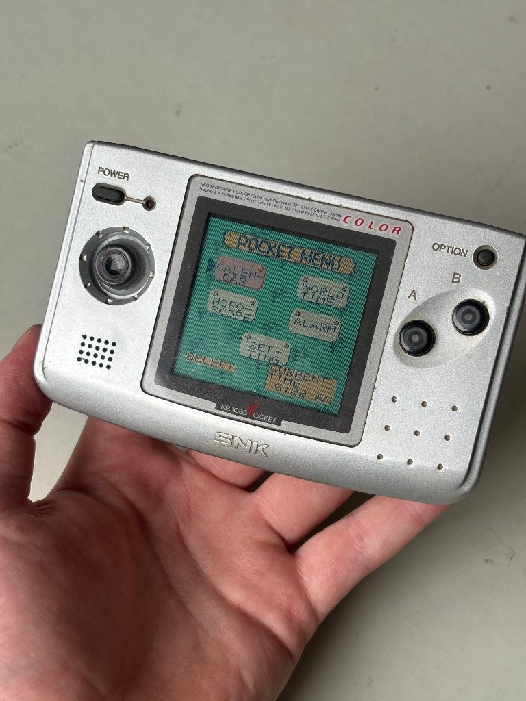 Pochette Neo Geo couleur argent, Consoles de jeu & Jeux vidéo, Enlèvement ou Envoi, Autres marques, Utilisé