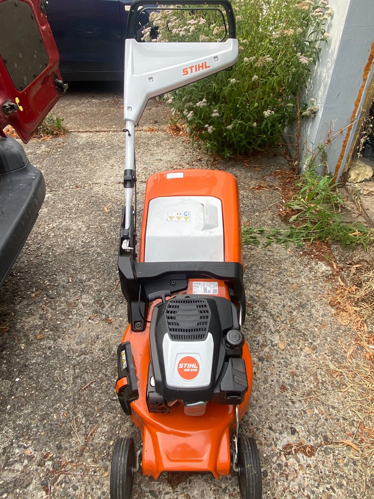 grasmaaier STIHL RM 248 NIEUW!! MODEL 2025!, Tuin en Terras, Grasmaaiers, Ophalen of Verzenden, Nieuw, Benzine-grasmaaier, Opvangbak