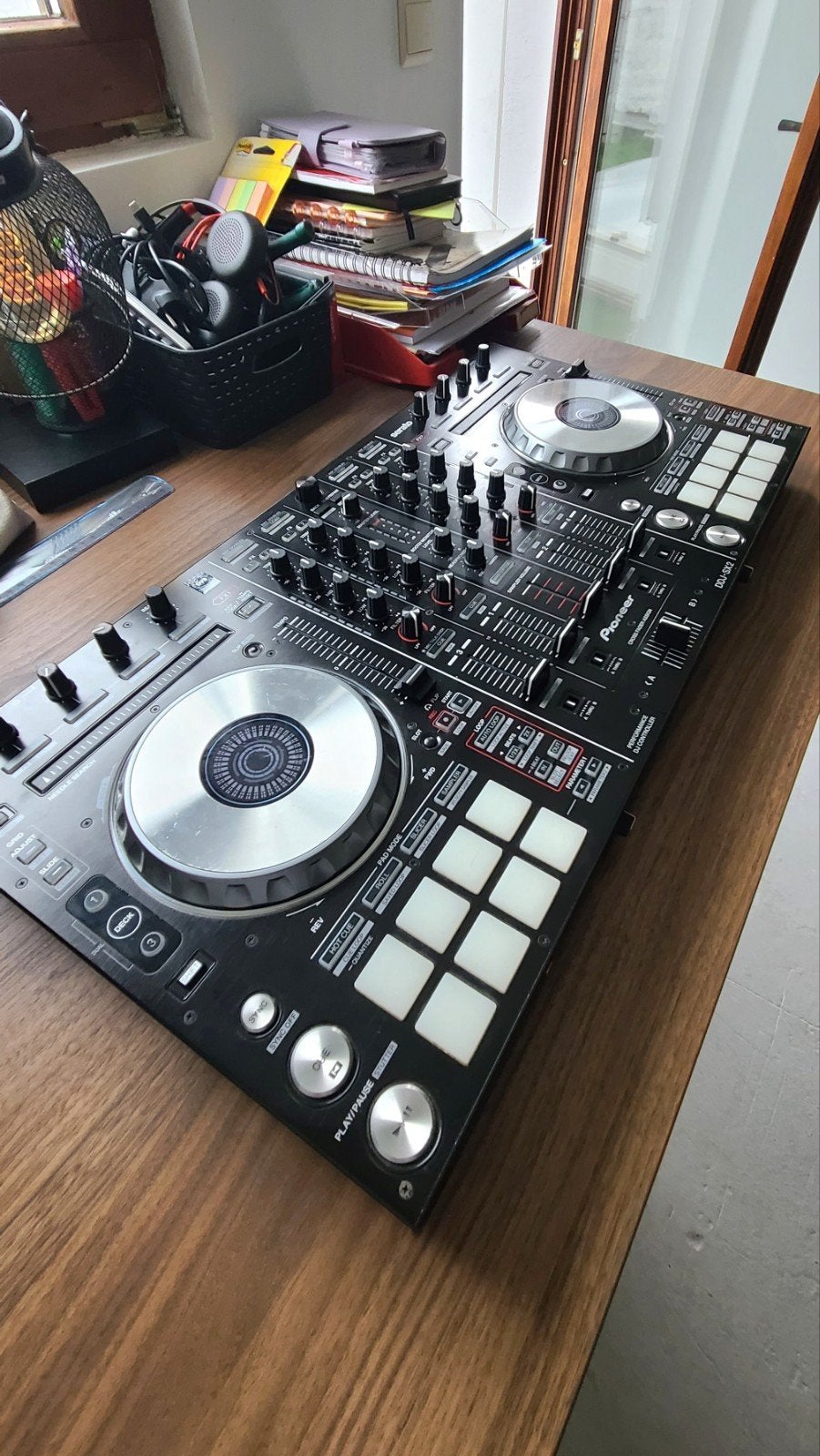 Pioneer DDJ-SX2 Serato, Enlèvement, Pioneer