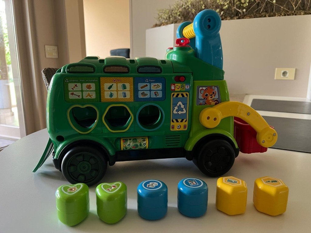 V Tech sorteer en leer recycletruck, Ophalen, Zo goed als nieuw, 6 maanden tot 2 jaar