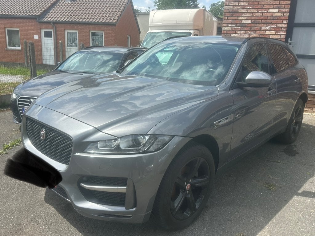 JAGUAR F-PACE 2.0D R-SPORT 2016MODEL EURO6b, Autos, Argent ou Gris, Achat, Euro 6, Carnet d'entretien