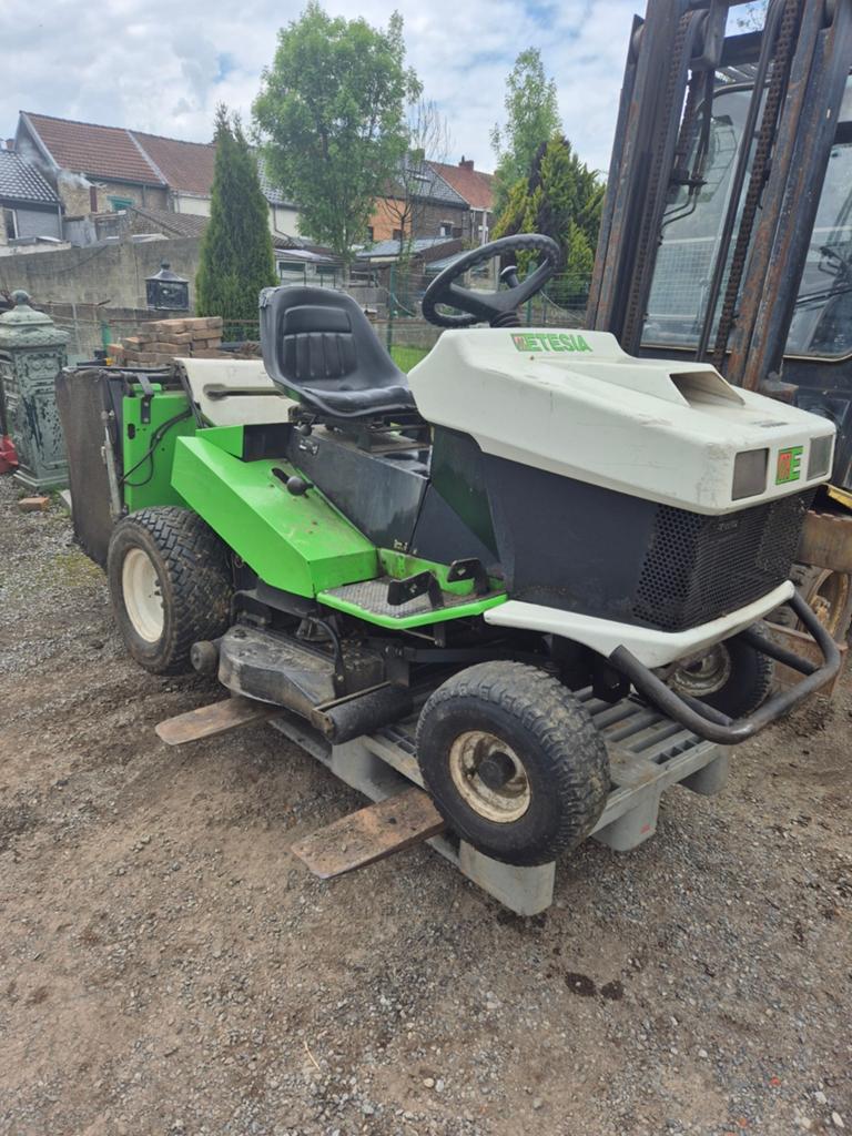 Etesia, Etesia, Fonction de mulching, Enlèvement, Utilisé