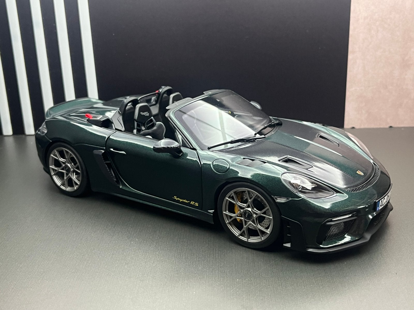 2023 Porsche 718 RS spyder weissach pack, Enlèvement, Comme neuf, Norev