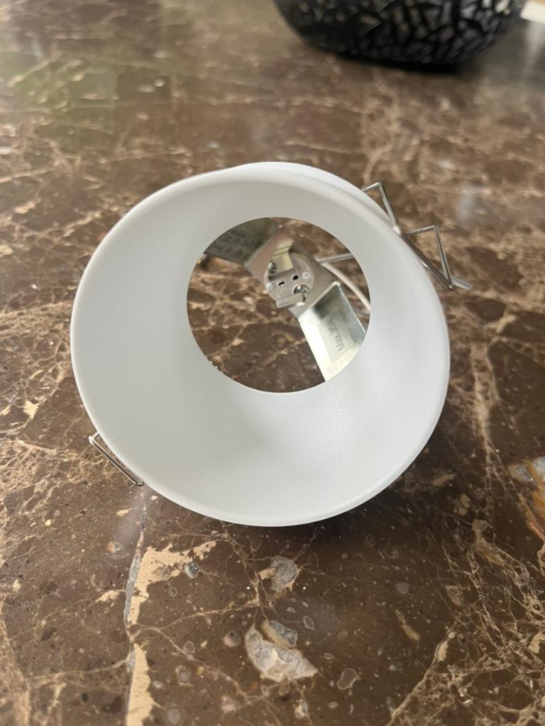 Delta Light inbouwspot / armatuur diro trimless OK S1 wit, Maison & Meubles, Lampes | Spots, Enlèvement ou Envoi, Design, Spot encastrable ou Spot mural