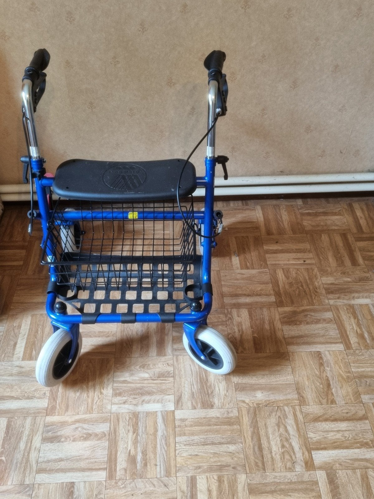 Rollator, Diversen, Ophalen