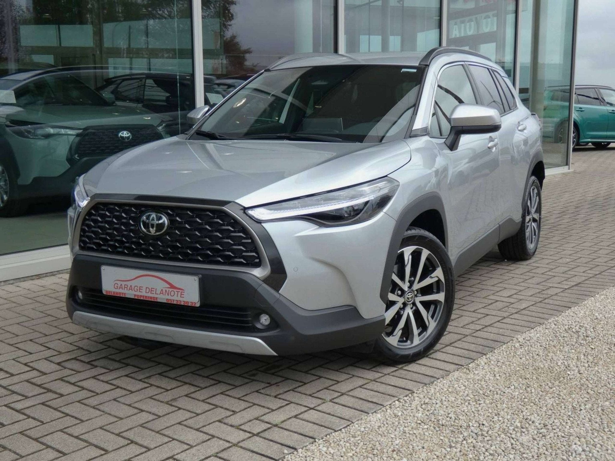 Toyota Corolla Cross 1.8 Hybrid 140pk STYLE +Dodehoek +Reser, Argent ou Gris, Achat, Entreprise, Noir