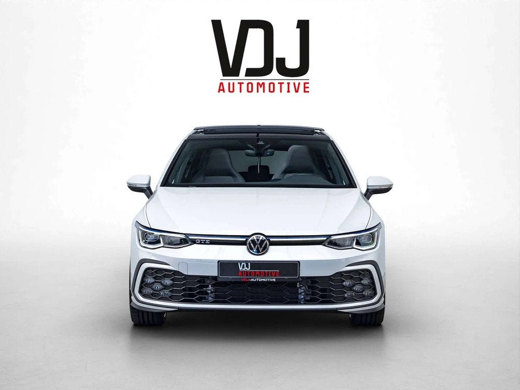 Volkswagen Golf GTE PHEV|PANO|IQLIGHTS|INTERIEURVERL.|ZETELV, Automaat, 245 pk, Stof, Gebruikt