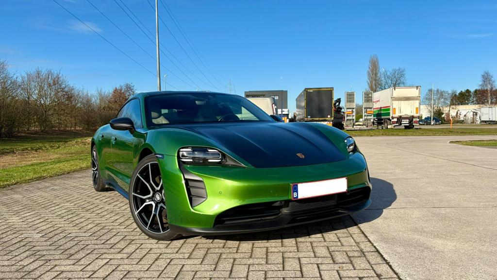 Porsche Taycan 79.2 kWh –SportDesig– Exclusive Manufaktur, Auto's, Automaat, Zwart, Leder, Elektrisch