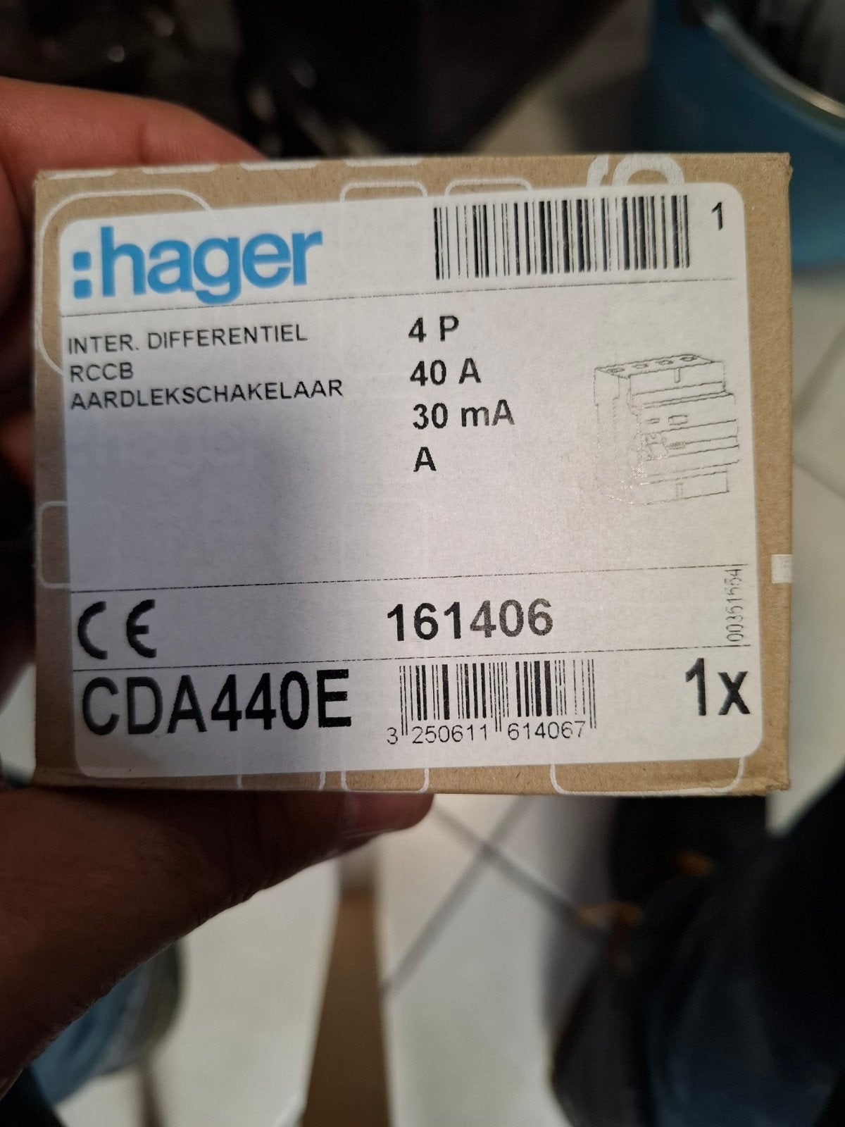 disjoncteur différentiel  4P 40A 30mA, Enlèvement ou Envoi, Neuf, Hager, Disjoncteur différentiel