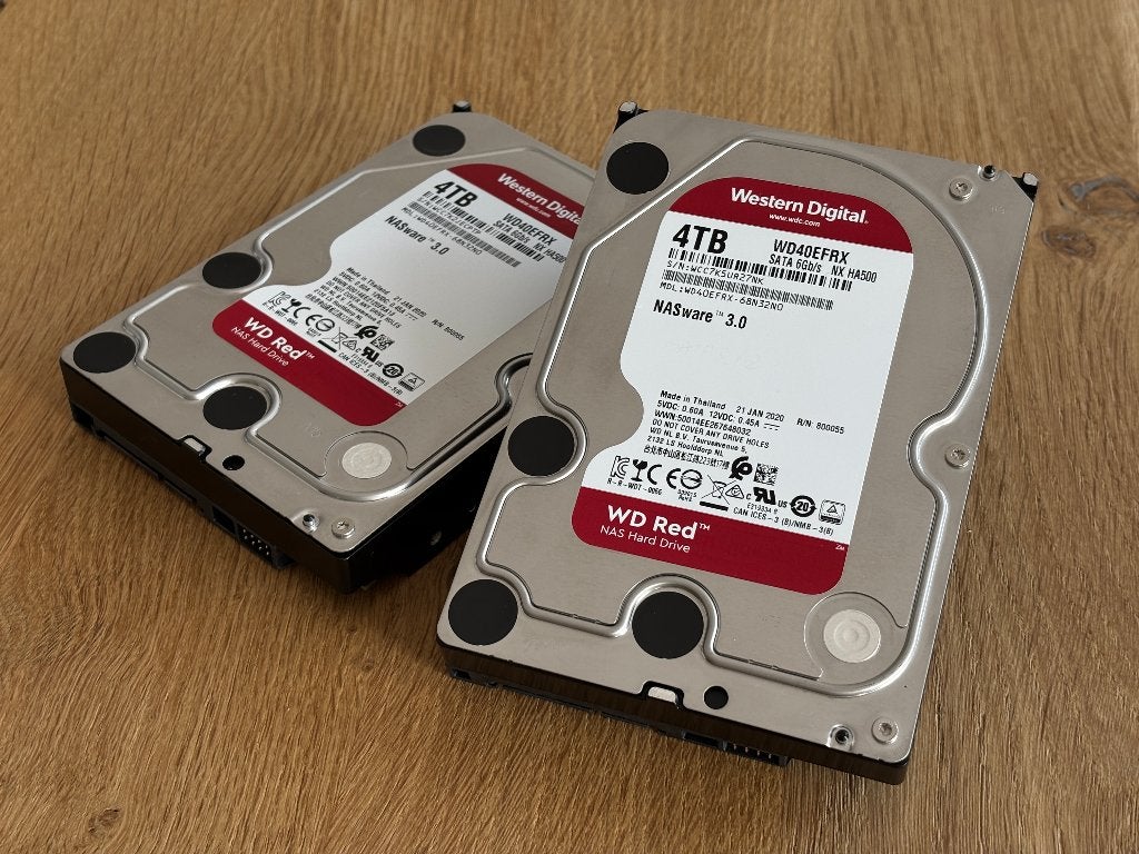 2x WD Red 4TB NAS HDD WD40EFRX — CMR — SMART 100% gezond, Computers en Software, Harde schijven, Intern, Gebruikt, Server, HDD