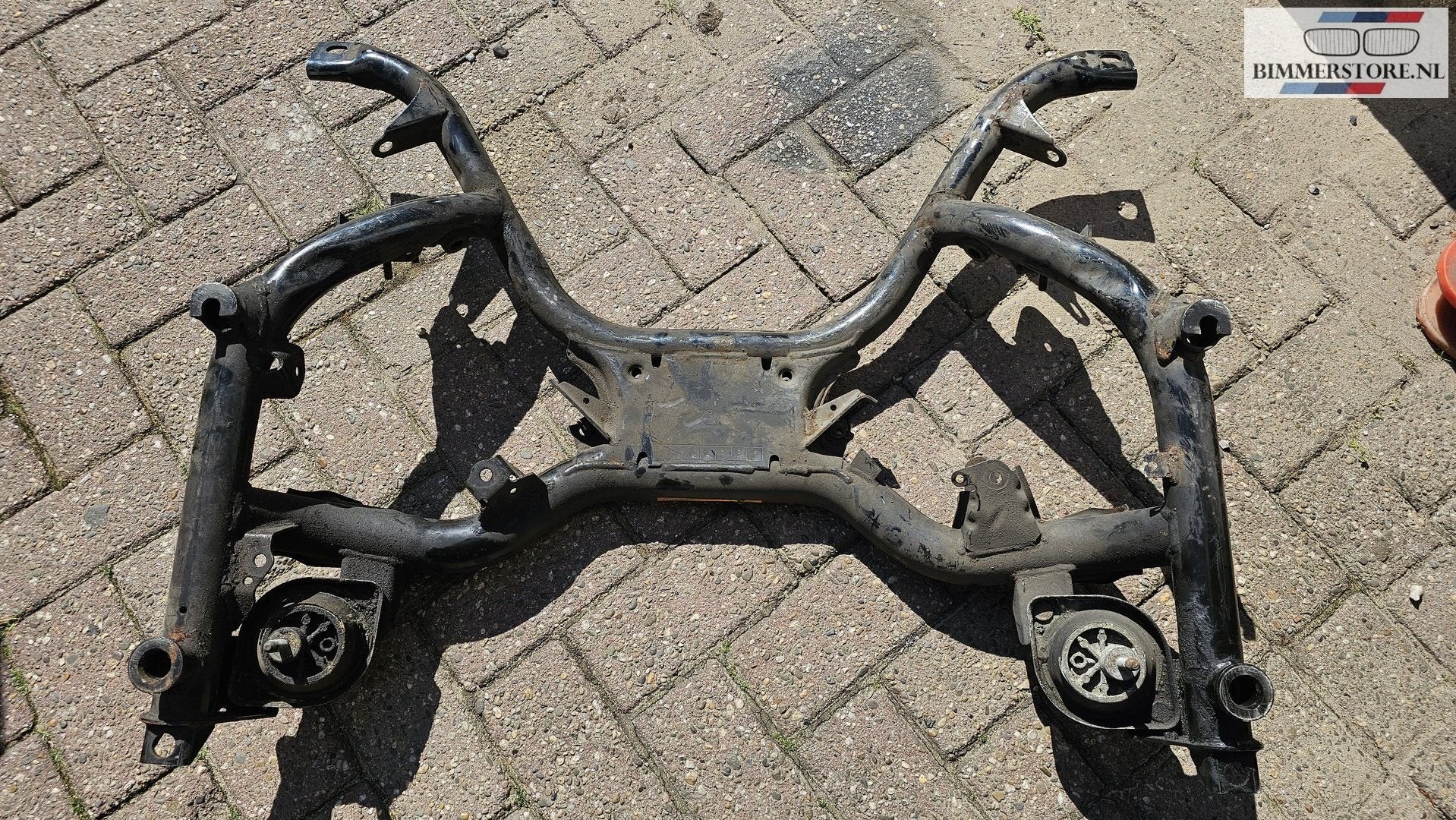 Subframe voorzijde staal  BMW 5 serie E39 31111092157 109215, Gebruikt, -, -, Ophalen of Verzenden