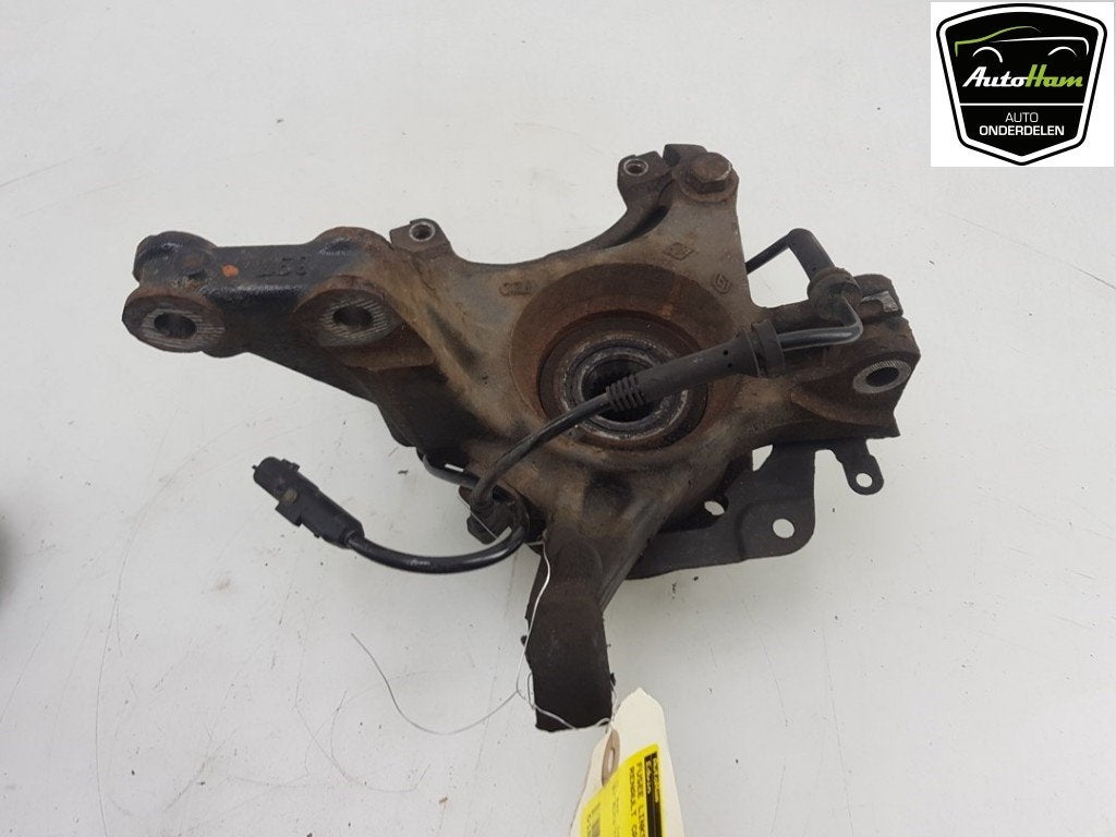 FUSEE AVANT GAUCHE Renault Captur (2R) (|400159304R|), Dhr. J. Ham, Renault, Administratie@autoham.nl, Utilisé